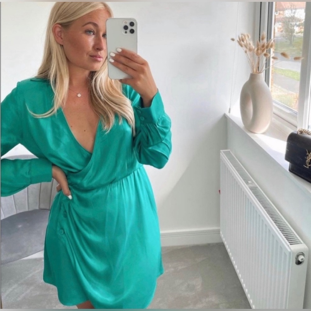 ZARA SATIN WRAPPED AND BUTTONS DRESS 🟡🟡BLOGGER FAV🟡🟡 - Picture 6 of 10